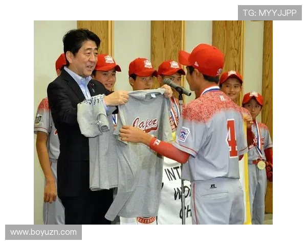 两名日本小将试训波鸿梯队并参赛